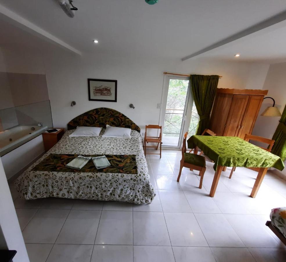 Familia Piatti B&B - Suites Ushuaia Eksteriør billede