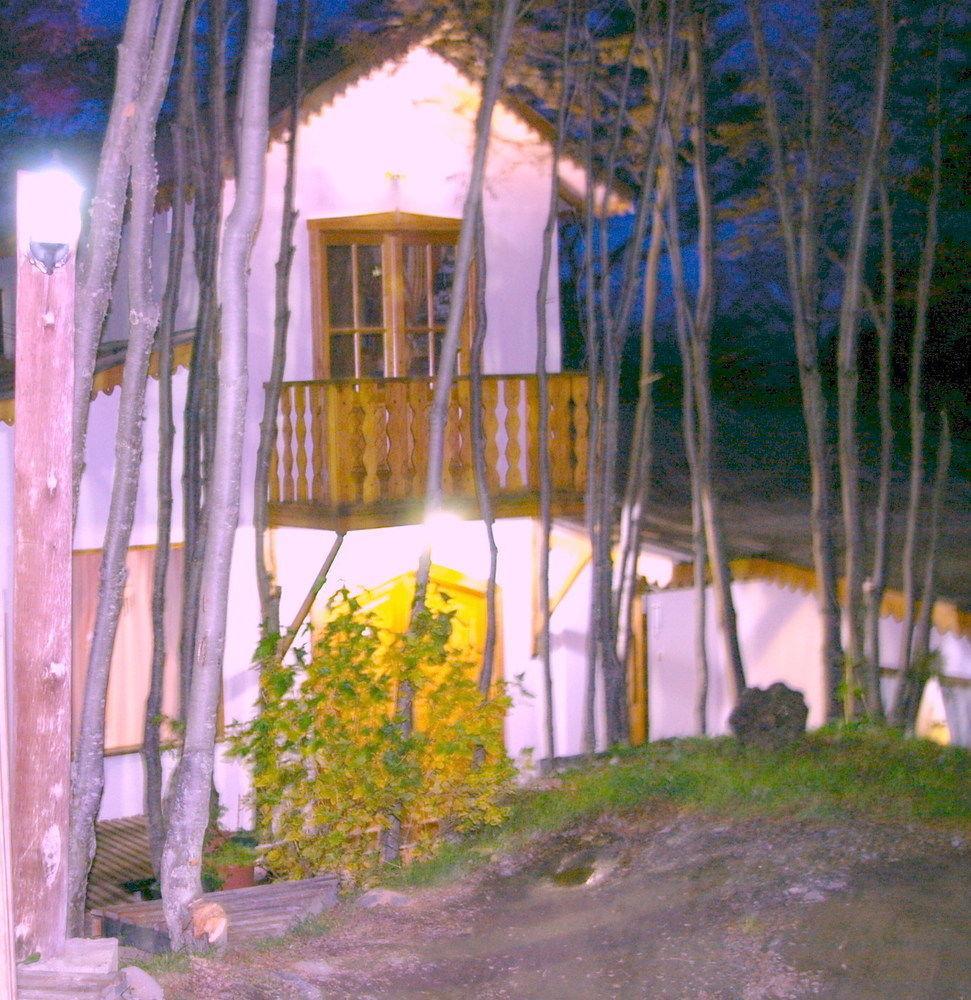 Familia Piatti B&B - Suites Ushuaia Eksteriør billede